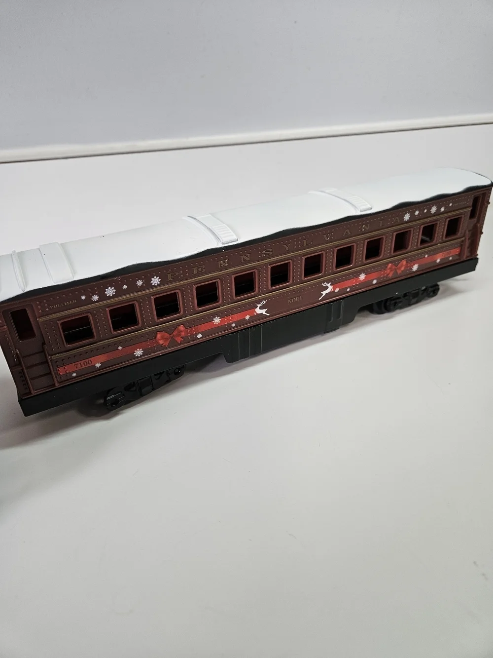 Lionel 712099 Pennsylvania Christmas Holiday Train Engine and Cars Replacement